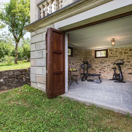 Turri - Luxury Country & Padel Villa