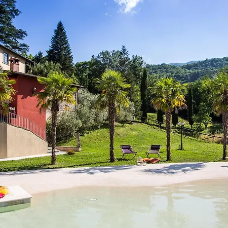 Turri - Luxury Country & Padel Villa Camporgiano